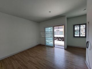 For sale 3 bedrooms townhouse in Mueang Chon Buri, Chonburi