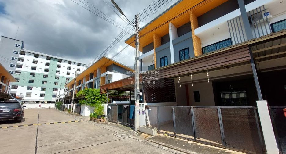 For sale 3 bedrooms townhouse in Mueang Chon Buri, Chonburi
