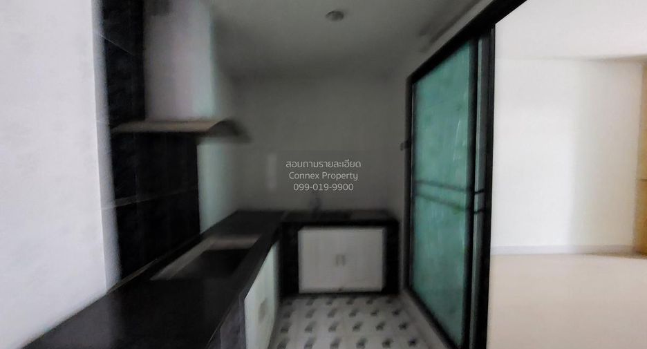 For sale 3 bedrooms townhouse in Mueang Chon Buri, Chonburi