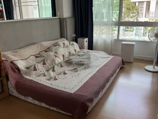For sale 3 bedrooms condo in Bang Rak, Bangkok