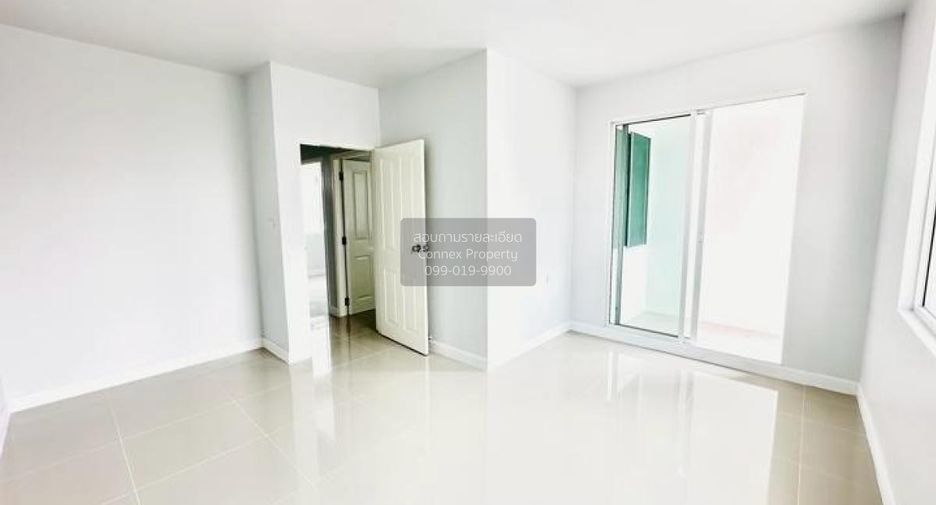出售 3 卧室 联排别墅 在 Lam Luk Ka, Pathum Thani