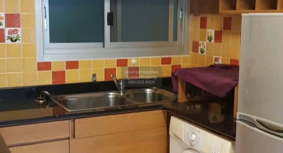 For sale 2 bedrooms condo in Watthana, Bangkok