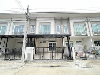 Reihenhaus zum Kauf mit 3 Zimmer in Bang Bua Thong, Nonthaburi
