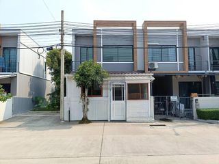 Reihenhaus zum Kauf mit 3 Zimmer in Bang Bua Thong, Nonthaburi