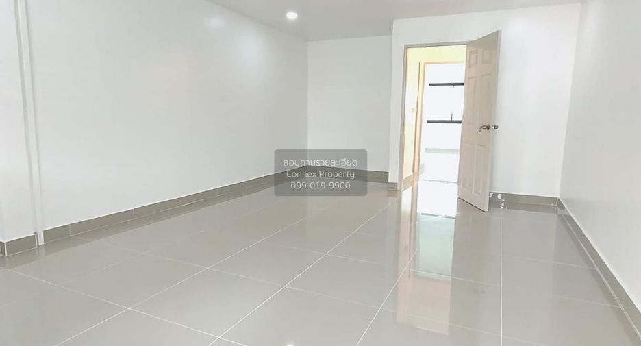 For sale 2 bedrooms townhouse in Bang Bua Thong, Nonthaburi