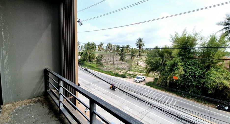 Local comercial en venta de 4 habitaciones en Bang Lamung, Chonburi
