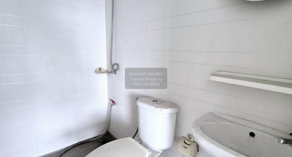 Local comercial en venta de 4 habitaciones en Bang Lamung, Chonburi