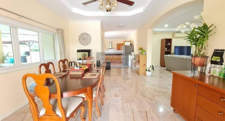 For sale 4 bedrooms villa in Bang Saray, Pattaya