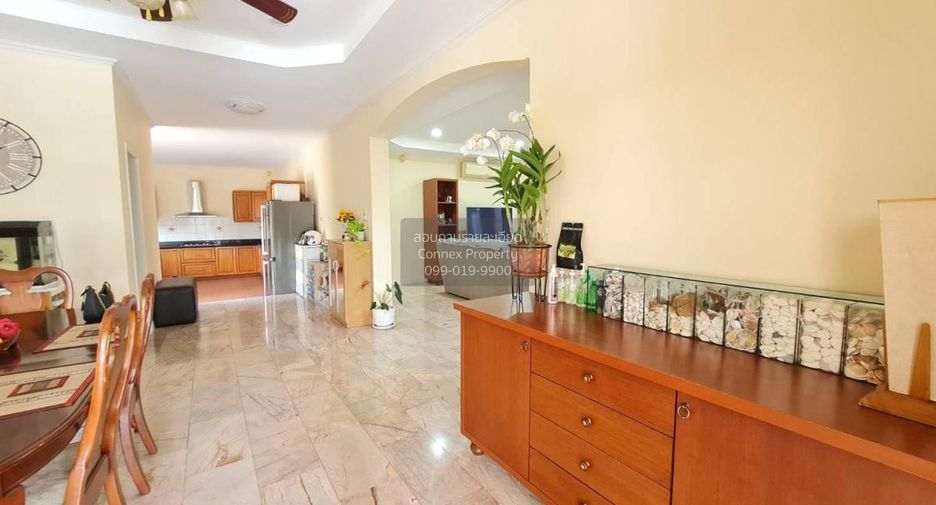 For sale 4 bedrooms villa in Bang Saray, Pattaya