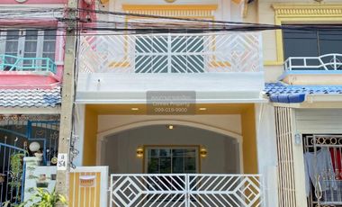 For sale 3 bedrooms townhouse in Bang Bua Thong, Nonthaburi