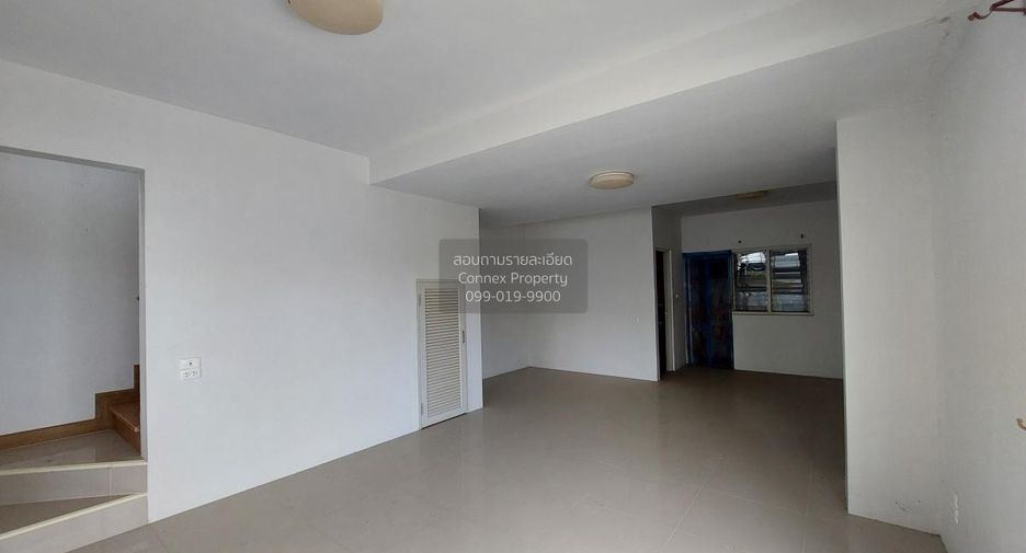 For sale 2 bedrooms townhouse in Mueang Chon Buri, Chonburi