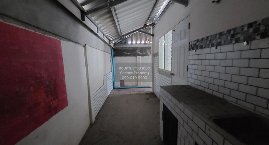 For sale 2 bedrooms townhouse in Mueang Chon Buri, Chonburi