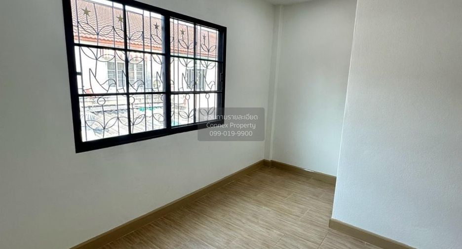 Casa adosada en venta de 2 habitaciones en Khlong Sam Wa, Bangkok