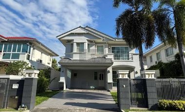À vendre 3 chambres maison à Bang Phli, Samut Prakan