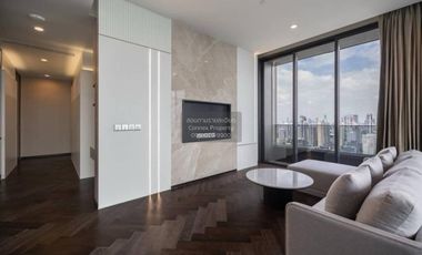 For sale 3 bedrooms condo in Khlong Toei, Bangkok