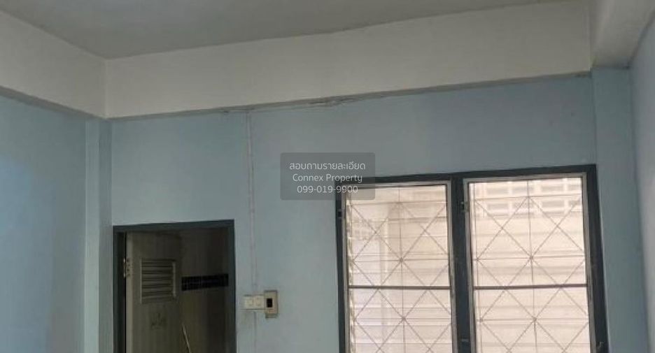 For sale 3 bedrooms townhouse in Mueang Chon Buri, Chonburi