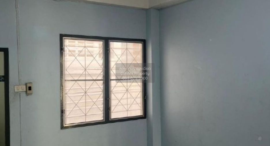For sale 3 bedrooms townhouse in Mueang Chon Buri, Chonburi