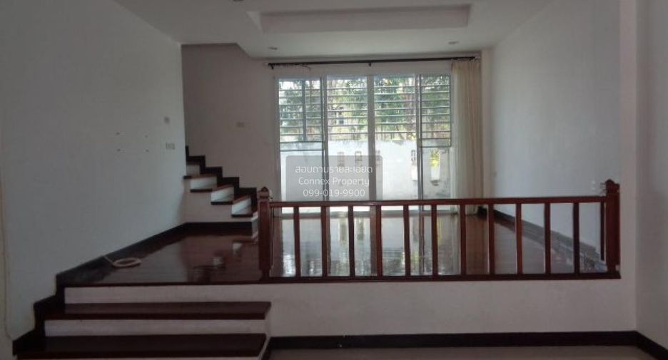 À vendre 3 chambres maison de ville à Hua Hin, Prachuap Khiri Khan