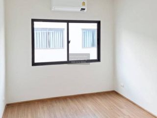 Reihenhaus zum Kauf mit 3 Zimmer in Sai Mai, Bangkok