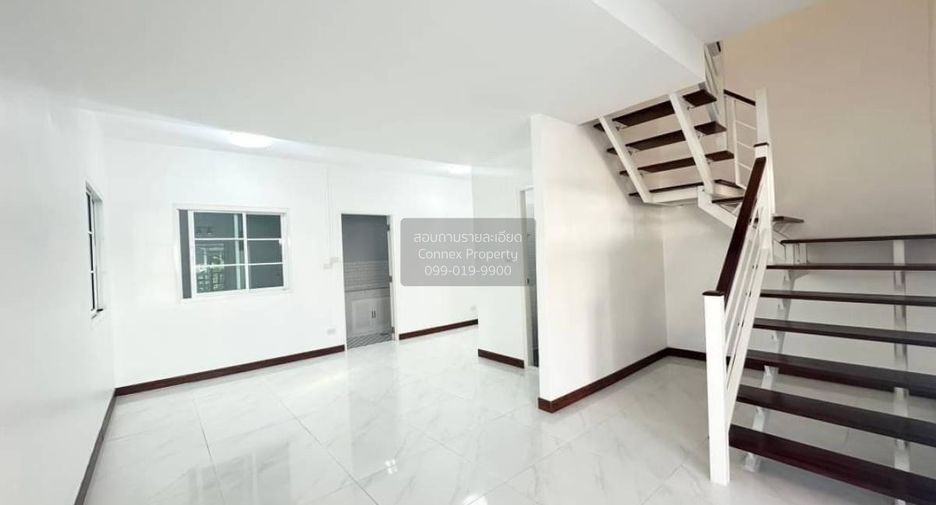 Reihenhaus zum Kauf mit 4 Zimmer in Bang Bua Thong, Nonthaburi