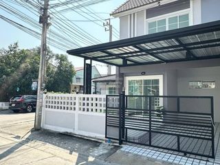 Reihenhaus zum Kauf mit 4 Zimmer in Bang Bua Thong, Nonthaburi
