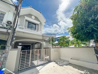Reihenhaus zum Kauf mit 3 Zimmer in Bang Bua Thong, Nonthaburi