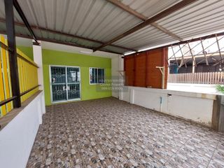 For sale 2 bedrooms townhouse in Mueang Chon Buri, Chonburi