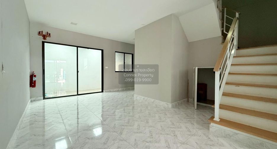 出售 3 卧室 联排别墅 在 Bang Phli, Samut Prakan