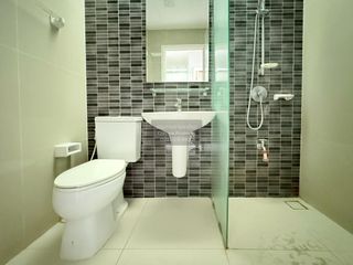 出售 3 卧室 联排别墅 在 Bang Phli, Samut Prakan