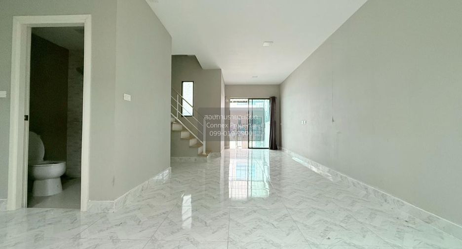 出售 3 卧室 联排别墅 在 Bang Phli, Samut Prakan