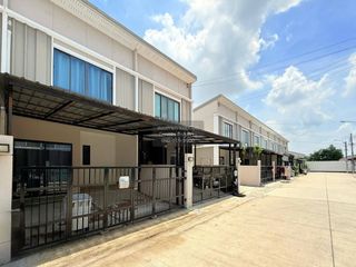 出售 3 卧室 联排别墅 在 Bang Phli, Samut Prakan