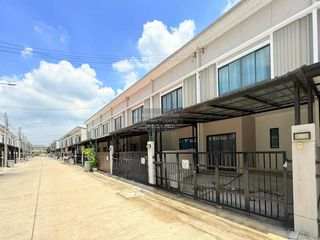 出售 3 卧室 联排别墅 在 Bang Phli, Samut Prakan