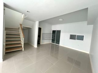 出售 3 卧室 联排别墅 在 Sai Noi, Nonthaburi