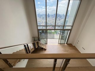 For sale 4 ベッドルーム condo in Khlong San, Bangkok