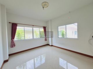出售 3 卧室 独立屋 在 Si Racha, Chon Buri