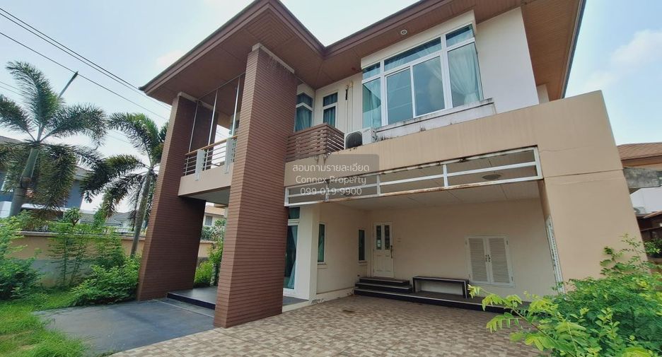 For sale 3 bedrooms house in Si Racha, Chonburi