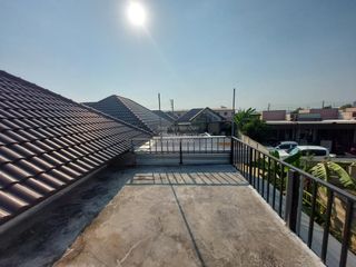 出售 2 卧室 独立屋 在 Phan Thong, Chon Buri
