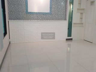 Casa adosada en venta de 4 habitaciones en Watthana, Bangkok
