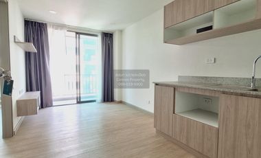 À vendre 1 chambre condo à Si Racha, Chonburi