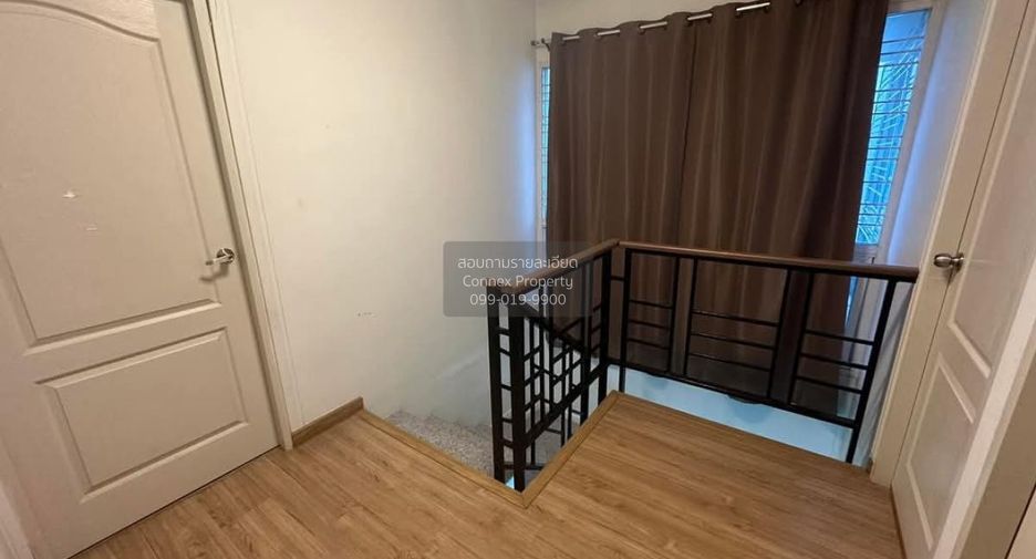 Casa en venta de 4 habitaciones en Lat Krabang, Bangkok