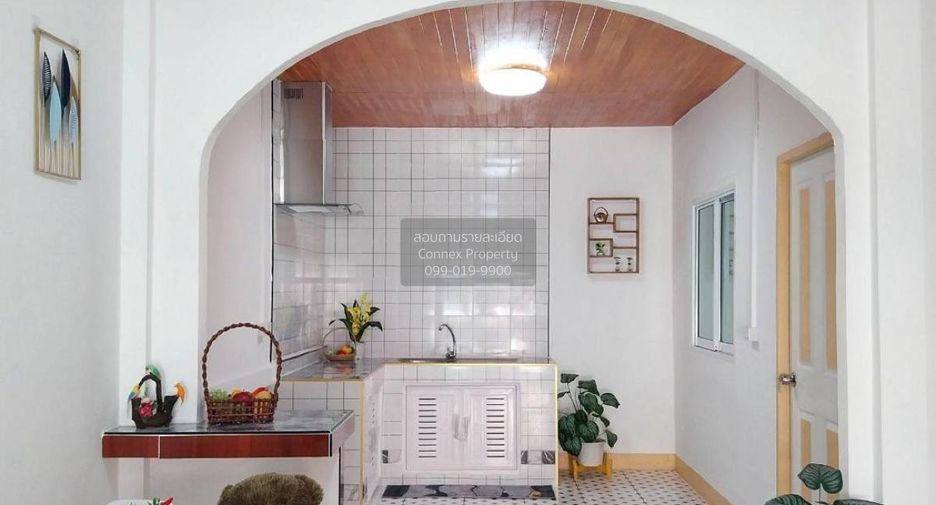 Casa adosada en venta de 3 habitaciones en Nong Chok, Bangkok
