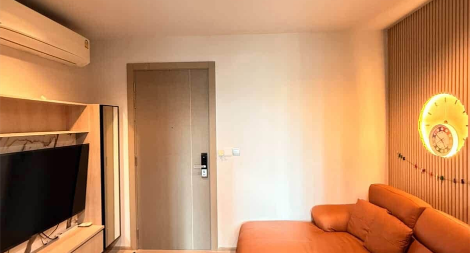 For sale 1 bed condo in Huai Khwang, Bangkok
