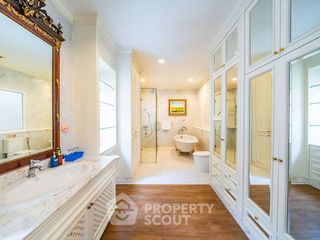 Villa en venta de 4 habitaciones en Bang Lamung, Chonburi