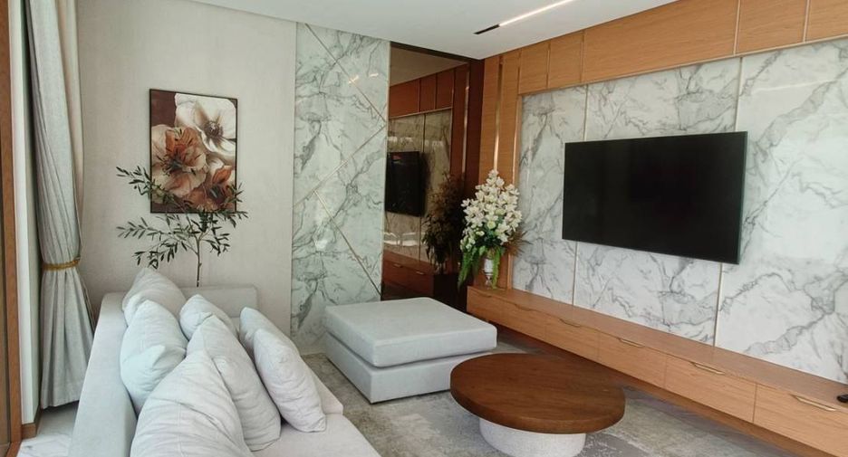 For sale 5 bedrooms villa in Bang Lamung, Chonburi