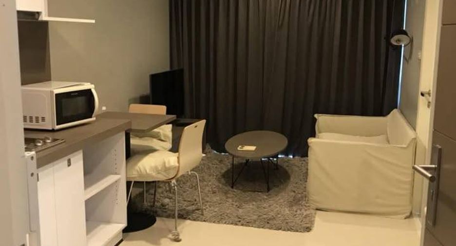 Wohnung zum Kauf mit 1 Zimmer in Phra Khanong, Bangkok