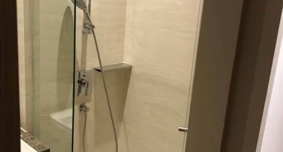 For rent 1 bed condo in Bang Rak, Bangkok