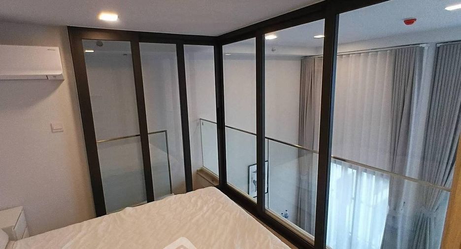 À louer 1 chambre condo à Watthana, Bangkok