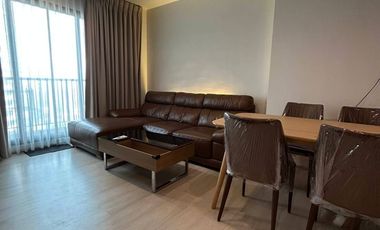 For rent 2 bedrooms condo in Pathum Wan, Bangkok
