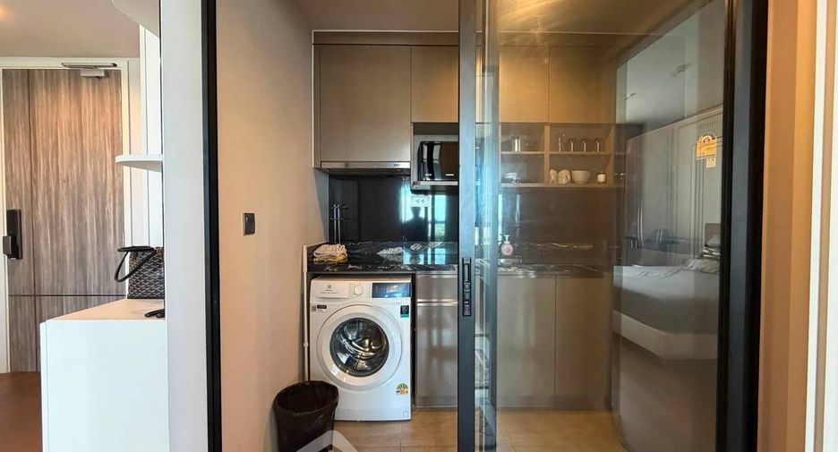 Condo en alquiler de 1 habitaciones en Khlong Toei, Bangkok