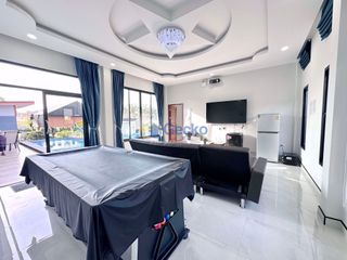 Casa en alquiler de 3 habitaciones en Bang Lamung, Chonburi